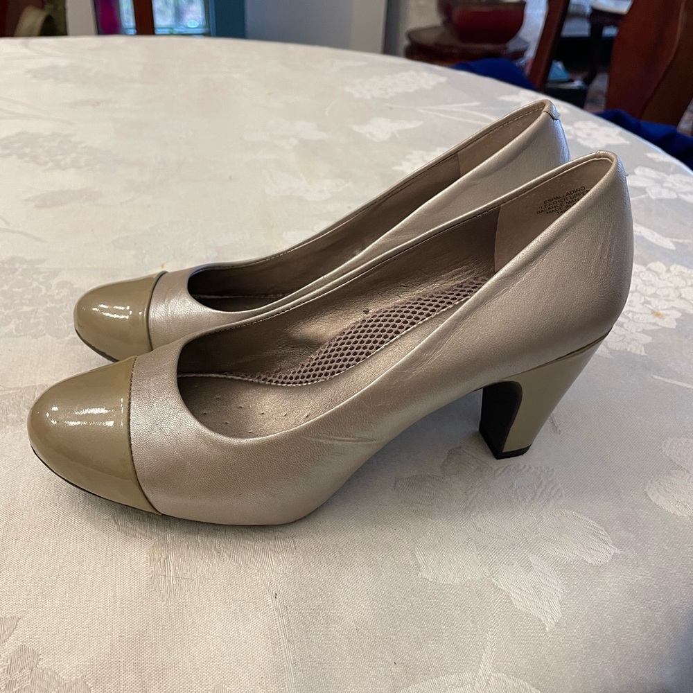 Easyspirit pumps